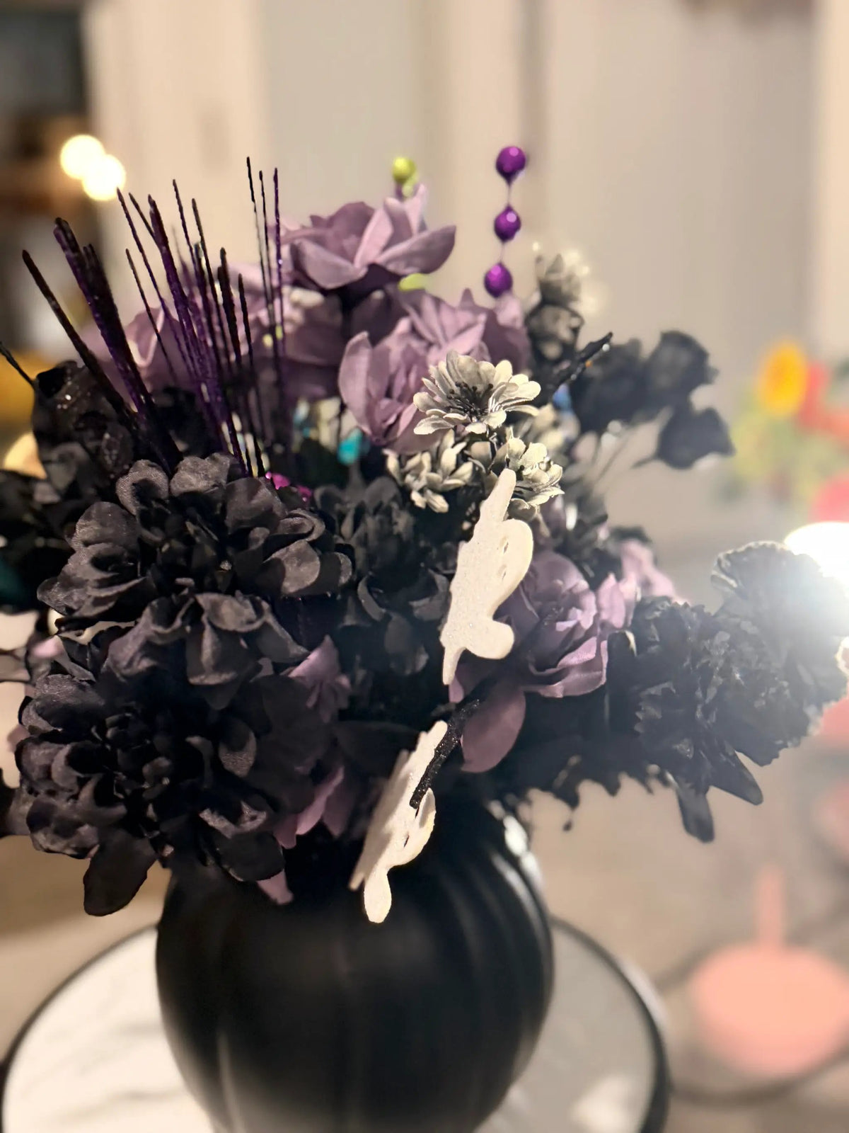 Tulu Prints & Designs Skull & Bones Halloween Bouquet in Black Pumpkin Vase - Seasonal & Holiday Decorations Home Decor